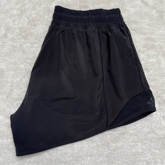 Lululemon #LW7ARLT Women's Black Hotty Hot Shorts II Size 6 - Picture 2 of 10